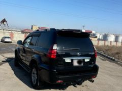 Photo of the vehicle Lexus GX