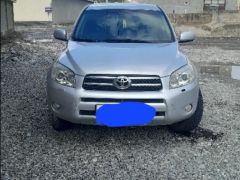 Сүрөт унаа Toyota RAV4