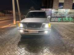 Photo of the vehicle Lexus LX