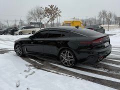 Photo of the vehicle Kia Stinger