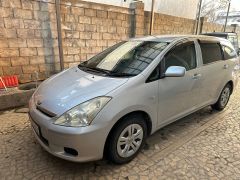 Сүрөт унаа Toyota Wish