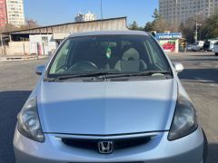 Photo of the vehicle Honda Fit