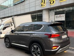 Photo of the vehicle Hyundai Santa Fe