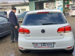 Сүрөт унаа Volkswagen Golf