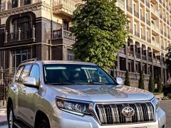 Сүрөт унаа Toyota Land Cruiser Prado