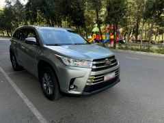 Сүрөт унаа Toyota Highlander