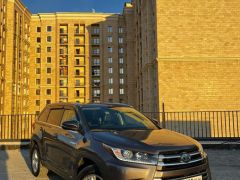 Сүрөт унаа Toyota Highlander