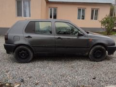 Photo of the vehicle Volkswagen Golf