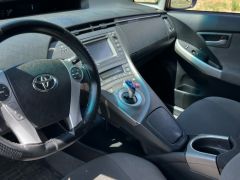 Сүрөт унаа Toyota Prius