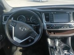 Сүрөт унаа Toyota Highlander