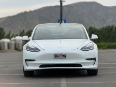 Сүрөт унаа Tesla Model 3