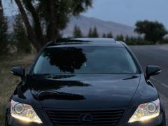 Photo of the vehicle Lexus LS