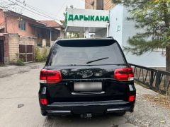 Сүрөт унаа Toyota Land Cruiser