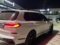 Фото авто BMW X7