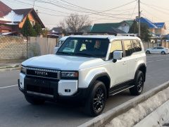 Сүрөт унаа Toyota Land Cruiser Prado