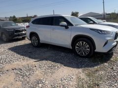 Фото авто Toyota Highlander