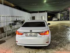 Photo of the vehicle Lexus ES