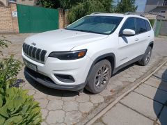 Сүрөт унаа Jeep Cherokee