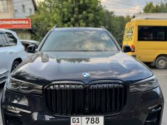 Фото авто BMW X7