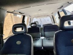 Сүрөт унаа Nissan Serena