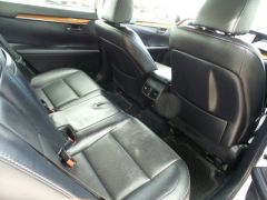 Photo of the vehicle Lexus ES