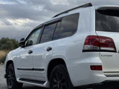 Сүрөт унаа Lexus LX