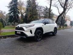 Сүрөт унаа Toyota RAV4