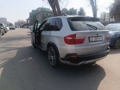 Photo of the vehicle BMW X5