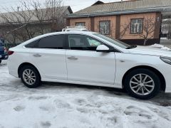 Photo of the vehicle Hyundai Sonata