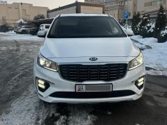 Сүрөт унаа Kia Carnival