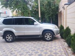 Сүрөт унаа Toyota Land Cruiser Prado