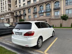 Фото авто Toyota Ipsum