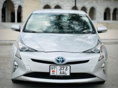 Фото авто Toyota Prius