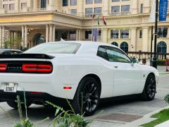 Photo of the vehicle Dodge Challenger