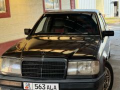 Photo of the vehicle Mercedes-Benz W124