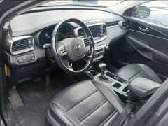 Сүрөт унаа Kia Sorento