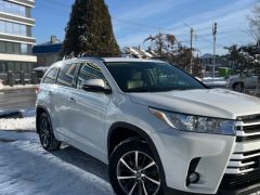 Сүрөт унаа Toyota Highlander