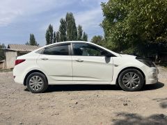 Сүрөт унаа Hyundai Solaris