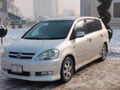 Фото авто Toyota Ipsum