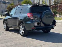 Сүрөт унаа Toyota RAV4