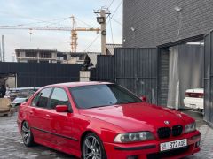 Photo of the vehicle BMW 5 Series