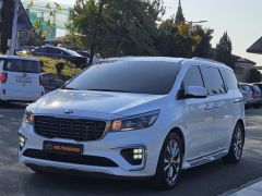 Photo of the vehicle Kia Carnival