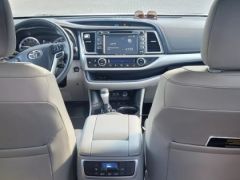 Сүрөт унаа Toyota Highlander