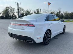 Photo of the vehicle Lincoln MKZ