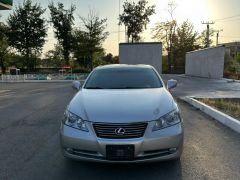 Photo of the vehicle Lexus ES