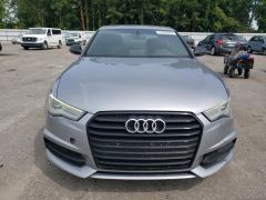 Photo of the vehicle Audi A6