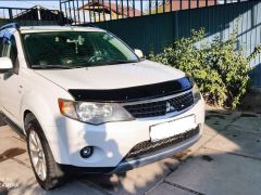 Фото авто Mitsubishi Outlander