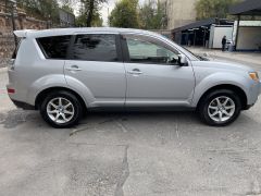 Сүрөт унаа Mitsubishi Outlander