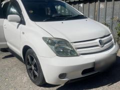 Фото авто Toyota Ist