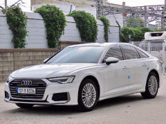 Photo of the vehicle Audi A6